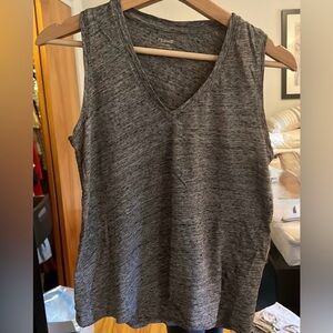 MADEWELL Gray Muscle Tank Top XS — Soft Stretch Knit V-Neck